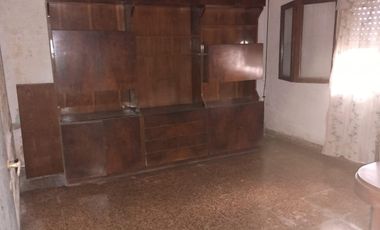 Casa en Aldo Bonzi a refaccionar - APTO CREDITO - 3 dormitorios