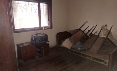 Casa en Aldo Bonzi a refaccionar - APTO CREDITO - 3 dormitorios