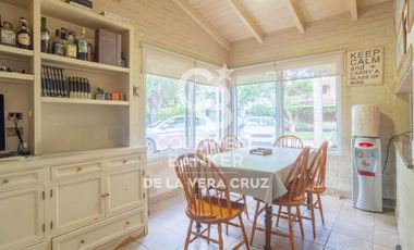 Casa en venta sobre dos lotes Club de Campo El Paso