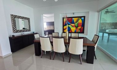CASA EN VENTA EN FRACCIONAMIENTO LOMAS DE COCOYOC.