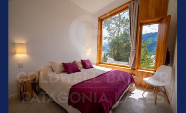 ALQUILER TURÍSTICO - Casa categoria impresionante vista al lago en barrio cerrado Villa la Angostura