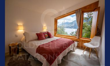ALQUILER TURÍSTICO - Casa categoria impresionante vista al lago en barrio cerrado Villa la Angostura