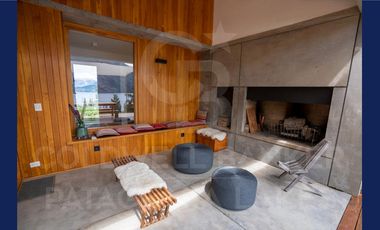 ALQUILER TURÍSTICO - Casa categoria impresionante vista al lago en barrio cerrado Villa la Angostura