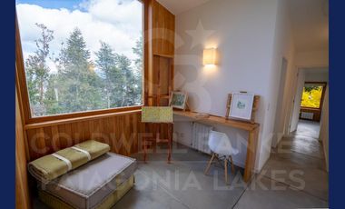 ALQUILER TURÍSTICO - Casa categoria impresionante vista al lago en barrio cerrado Villa la Angostura