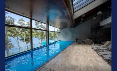 ALQUILER TURÍSTICO - Casa categoria impresionante vista al lago en barrio cerrado Villa la Angostura