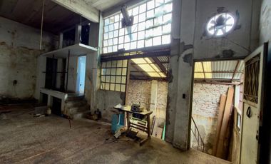 Excelente Galpón en Alquiler - Caseros - Ideal Gimnasio / Taller / Oficinas