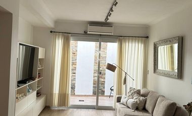 departamento de 3 ambientes en venta en Lomitas con patio
