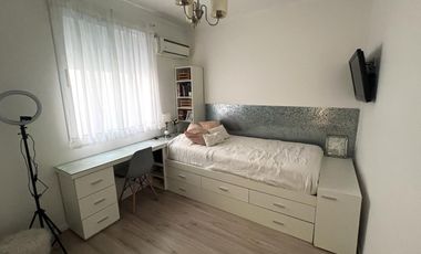 departamento de 3 ambientes en venta en Lomitas con patio