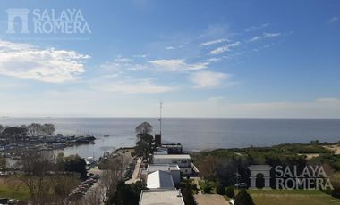 Departamento 4 Ambientes Edificio Bahía del Puerto piso alto vista única al río