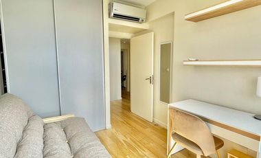 Departamento 4 Ambientes Edificio Bahía del Puerto piso alto vista única al río