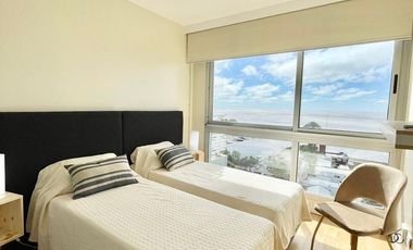 Departamento 4 Ambientes Edificio Bahía del Puerto piso alto vista única al río