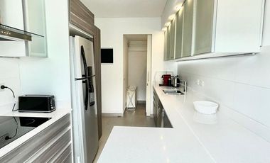 Departamento 4 Ambientes Edificio Bahía del Puerto piso alto vista única al río