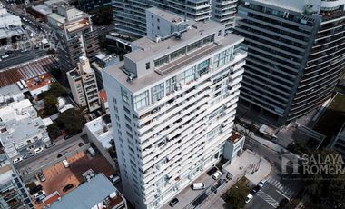 Departamento 4 Ambientes Edificio Bahía del Puerto piso alto vista única al río