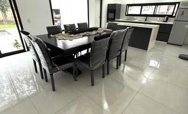 Casa en Barrancas de San Benito Country Club
