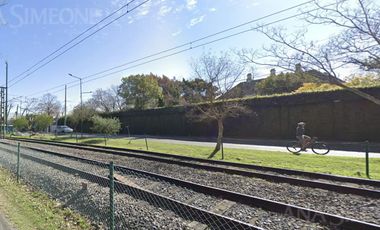 Casa a refaccionar sobre lote de 280m2 en Venta en San Isidro