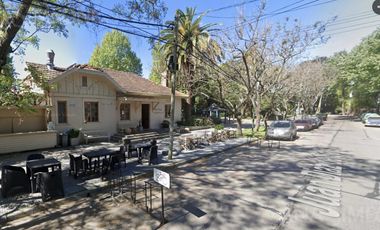 Casa a refaccionar sobre lote de 280m2 en Venta en San Isidro