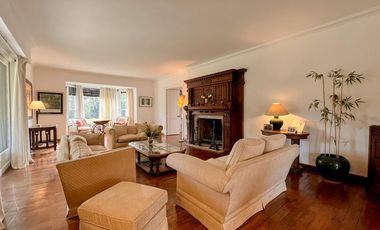 VENTA | RESIDENCIA | 7 AMBIENTES | LOS TRONCOS | 1700m² LOTE |