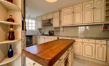 VENTA | RESIDENCIA | 7 AMBIENTES | LOS TRONCOS | 1700m² LOTE |