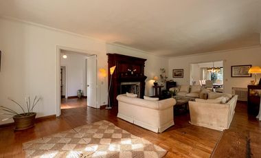 VENTA | RESIDENCIA | 7 AMBIENTES | LOS TRONCOS | 1700m² LOTE |