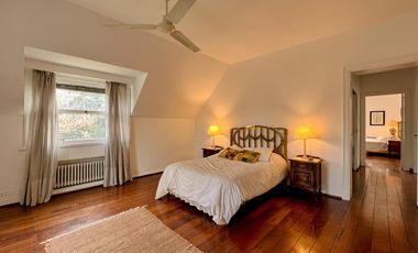 VENTA | RESIDENCIA | 7 AMBIENTES | LOS TRONCOS | 1700m² LOTE |