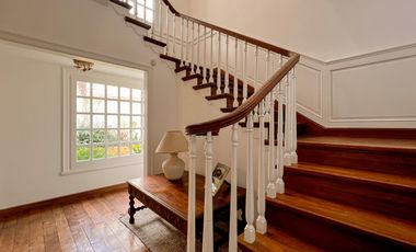 VENTA | RESIDENCIA | 7 AMBIENTES | LOS TRONCOS | 1700m² LOTE |