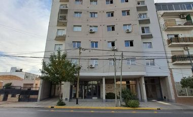 Departamento con Cochera en VENTA