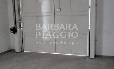 CASA DOS DORMITORIOS CON COCHERA - Juan del Campillo al 2700