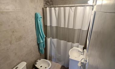 Excelente PH sobre la Avda a mts de la Estación - Apto Crédito!!!