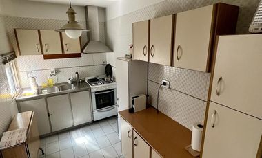 Excelente PH sobre la Avda a mts de la Estación - Apto Crédito!!!