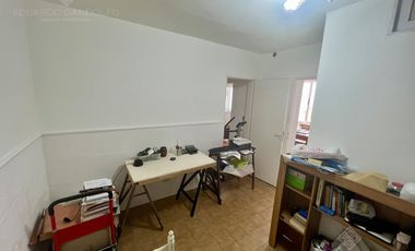 Excelente PH sobre la Avda a mts de la Estación - Apto Crédito!!!