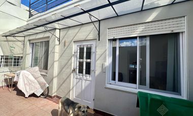 Excelente PH sobre la Avda a mts de la Estación - Apto Crédito!!!