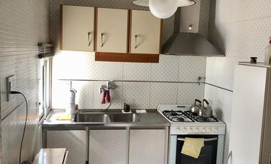 Excelente PH sobre la Avda a mts de la Estación - Apto Crédito!!!