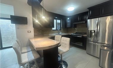 Casa en Renta Amueblada y Equipada en Misión de Anáhuac Escobedo