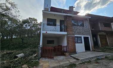 Bonita cabaña moderna en zona de bosque de Mazamitla Jalisco