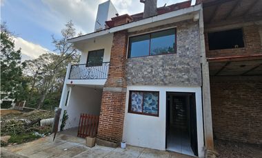 Bonita cabaña moderna en zona de bosque de Mazamitla Jalisco