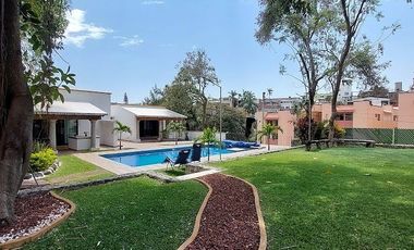 CASA EN VENTA DE UN SOLO NIVEL EN LA PRADERA, CUERNAVACA