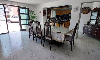 CASA EN VENTA DE UN SOLO NIVEL EN LA PRADERA, CUERNAVACA