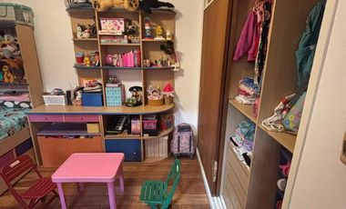 Casa 4 ambientes jardín. Olivos.