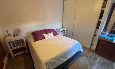 Casa 4 ambientes jardín. Olivos.