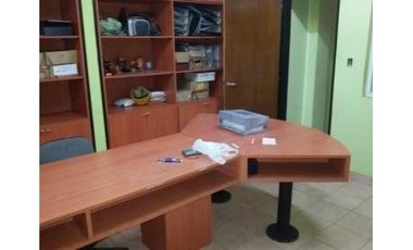 Galpón 435 m2 con oficinas