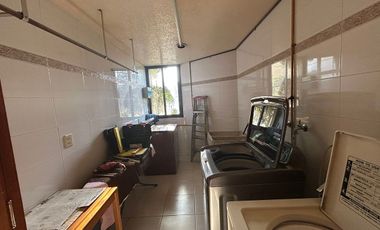 SE VENDE RESIDENCIA EN JARDINES EN LA MONTAÑA.