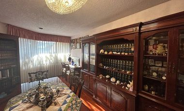 SE VENDE RESIDENCIA EN JARDINES EN LA MONTAÑA.