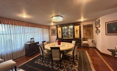 SE VENDE RESIDENCIA EN JARDINES EN LA MONTAÑA.