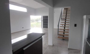 Las Cañitas B°Privado Falda del Carmen a estrenar. VENTA/ALQUILER