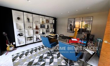 Casa en venta, en Jardines del Pedregal,  con gran jardín, lujo y confort