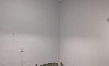 Casa a refaccionar completa Raúl  B. Diaz