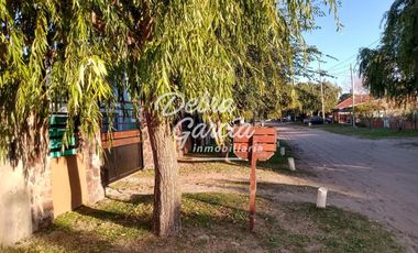 VENTA CASA EN MAR DE AJO GAS NATURAL GARAGE PARA DOS AUTOS