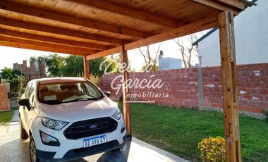 VENTA CASA EN MAR DE AJO GAS NATURAL GARAGE PARA DOS AUTOS