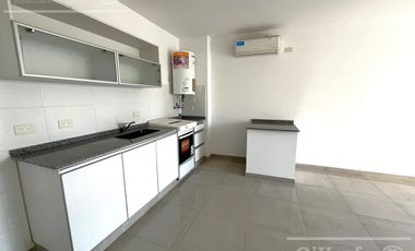 Depto 2 ambientes en venta en el centro de Quilmes - Entrega inmediata/Cocheras opcionales