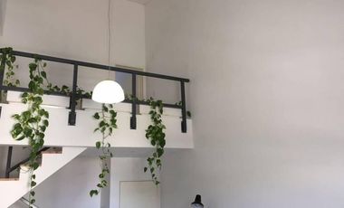 Oficina en Ciudad Ribera. Entrepiso. Balcón. 77m² aprox.